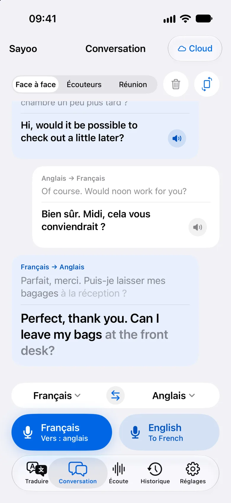 Une conversation bilingue dans Sayoo